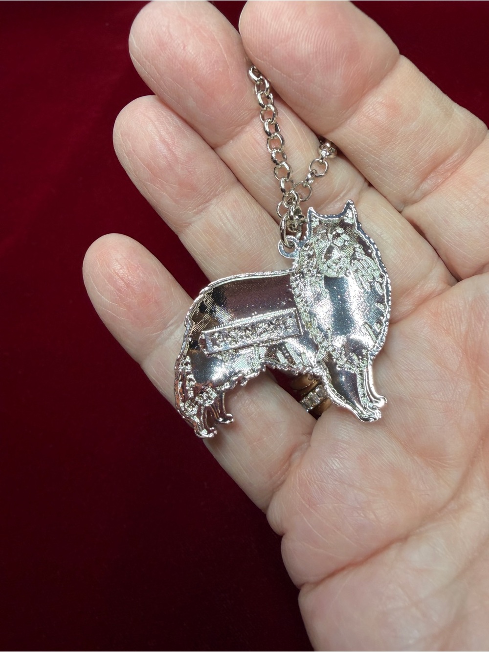 Collie Dog Enamel Pendant Necklace in White & Burnt Orange NWOT - Picture 4 of 5